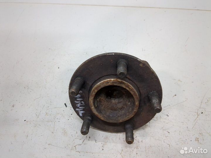 Ступица (кулак, цапфа) левая задняя Chrysler Voyager, 1999