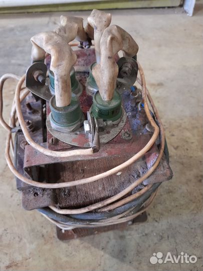 Пускозарядное устройство