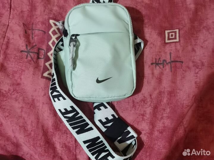 Сумка Nike swoosh