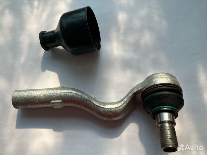 Наконечник рулевой Lemforder 1266202