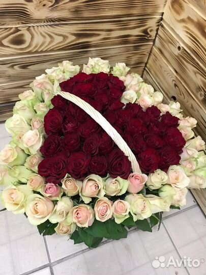 101 Роза в корзине