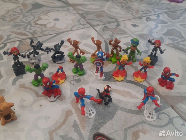 Коллекция киндера Marvel, DS Comics, Hasbro