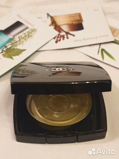 Пудреница (футляр) от пудры Chanel