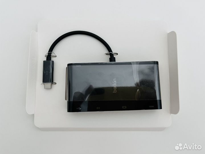 Адаптер Belkin USB-C Multimedia + Charge Adapter