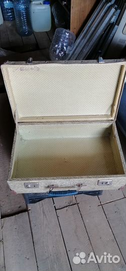 Чемоданы времен СССР