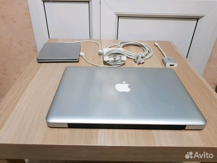 Apple macbook unibody 2008