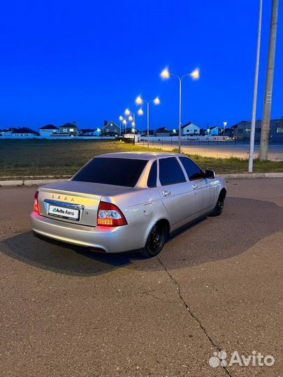 LADA Priora 1.8 МТ, 2008, 200 000 км