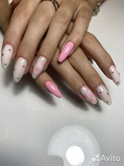 Маникюр с покрытием гель-лаком