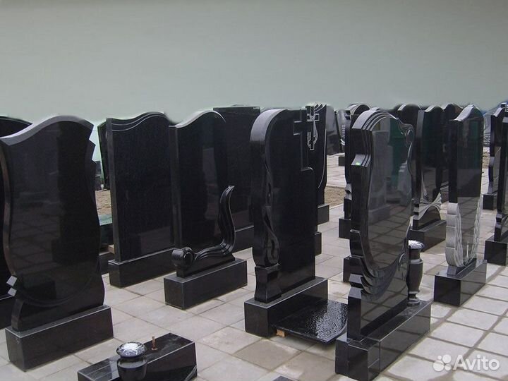 Памятники из гранита и мрамора