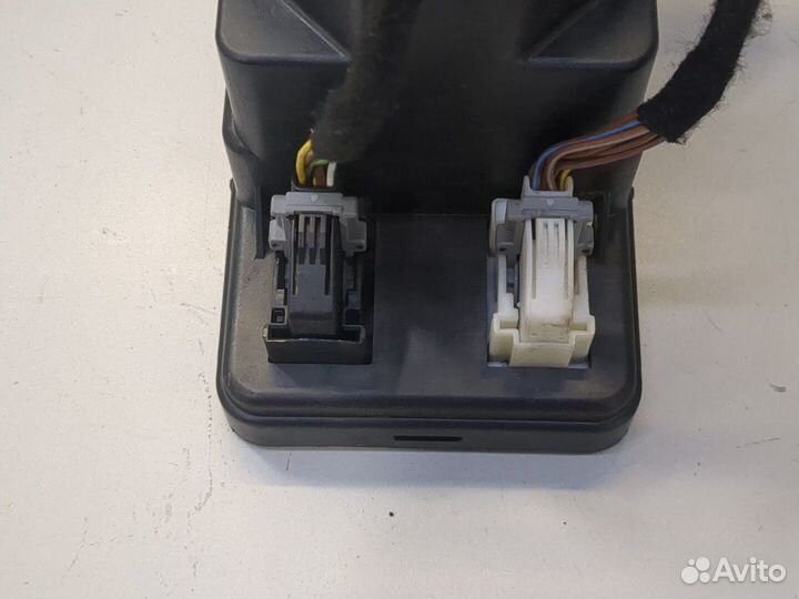 Компрессор центрального замка Mercedes E W210, 200