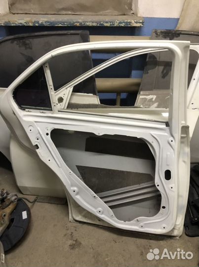 Мерседес w212 дверь задняя левая