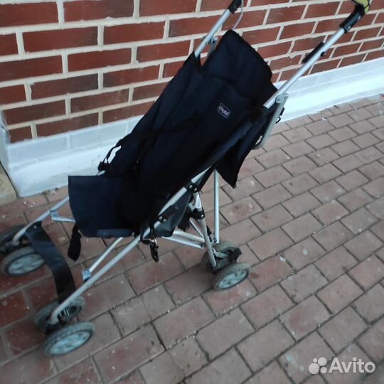 Прогулочная коляска трость