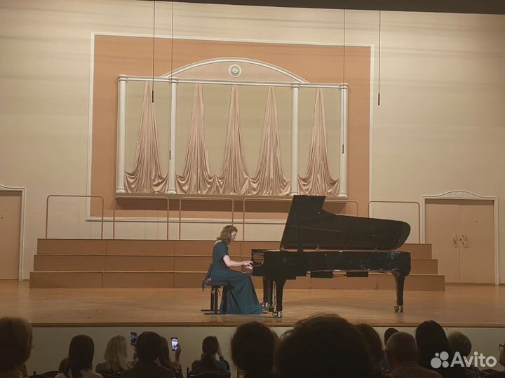 Преподаватель по фортепиано