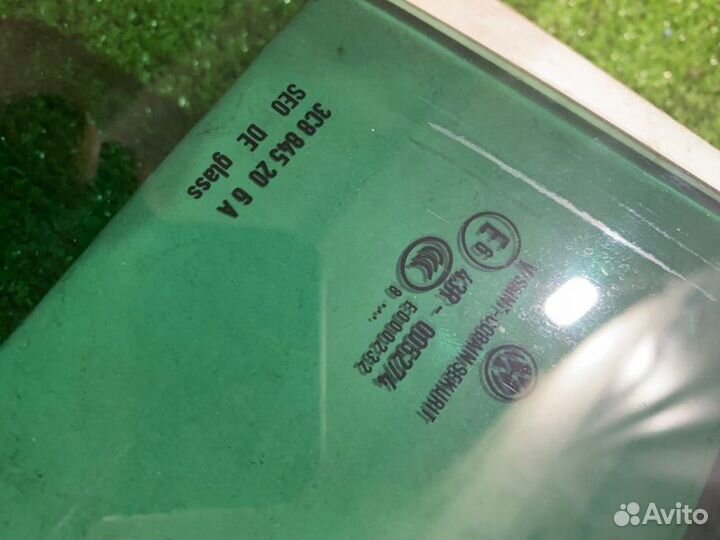 Стекло двери задней правой Volkswagen Passat Cc