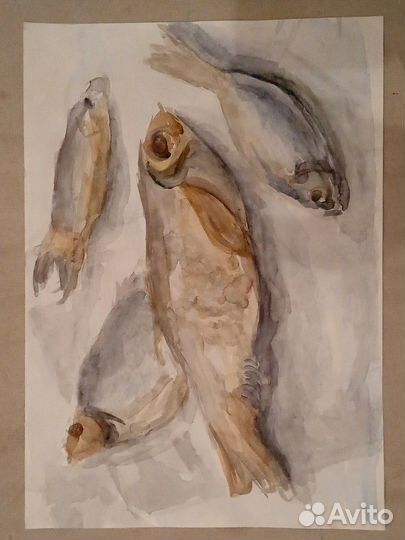 Четыре рыбешки на столе. 