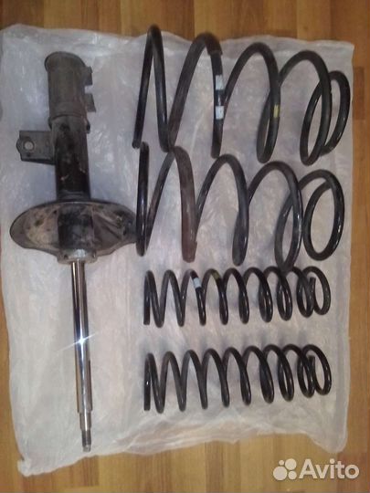 На Hyundai Elantra HD (2005-2010)