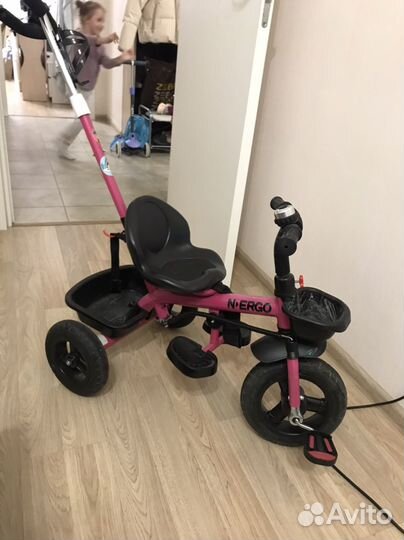 Детский велосипед с ручкой бу
