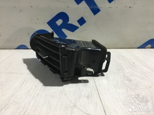 Дефлектор центральный infiniti FX35 3.5 ат