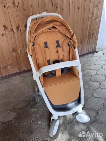 Прогулочная коляска greentom