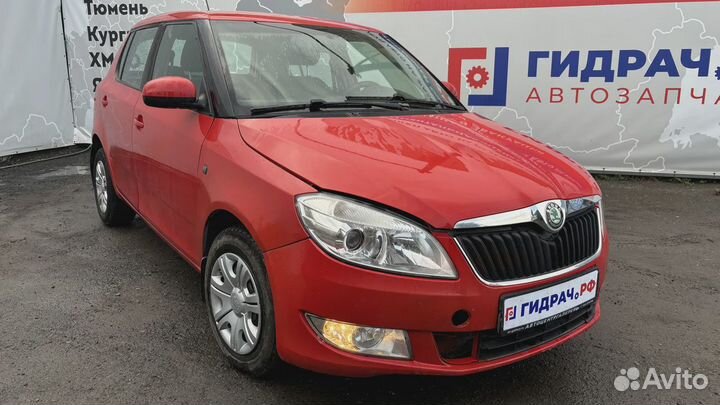 Суппорт тормозной передний правый Skoda Fabia (MK2