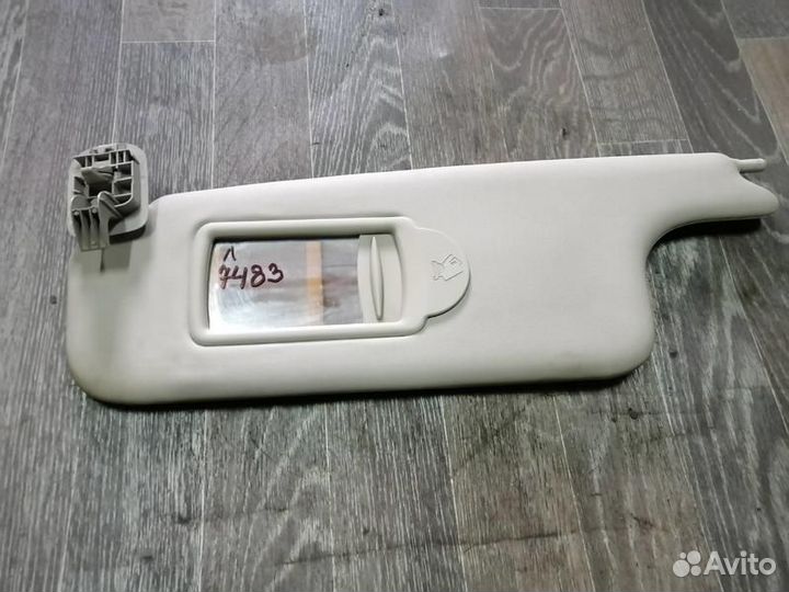 Козырек солнцезащитный левый Рено Меган 2