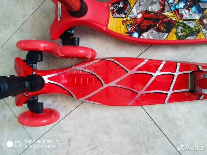 Трёхколёсный самокат scooter maxi Красный