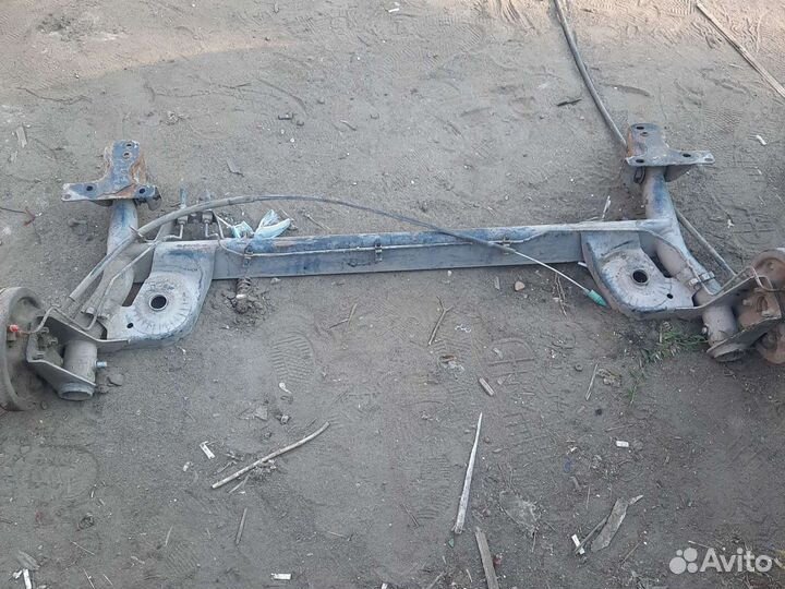 Балка Renault clio symbol