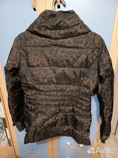 Пуховик женский