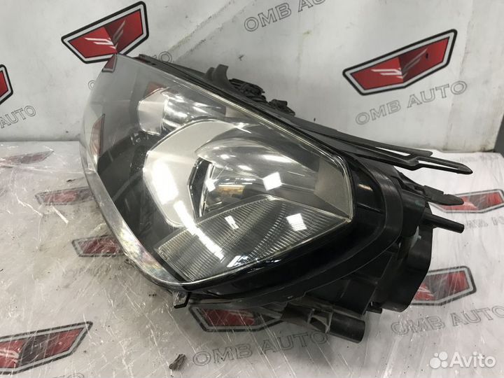 Фара левая ксенон адаптив Фольксваген Туарег NF