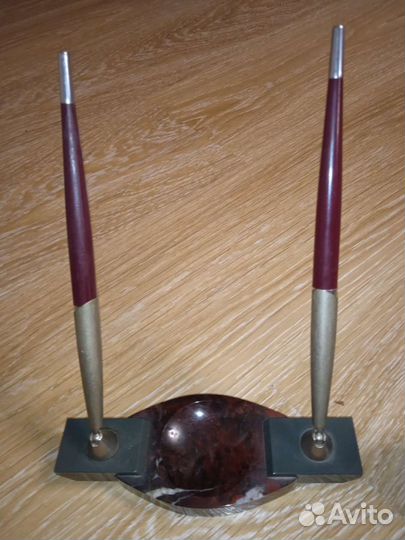 Яшма подставка для ручек и подсвечник (пара) СССР