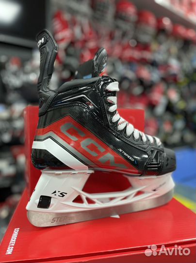 Коньки хоккейные CCM FT6