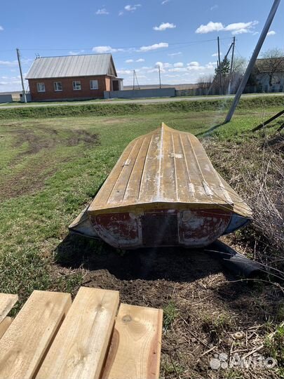 Казанка с мотором