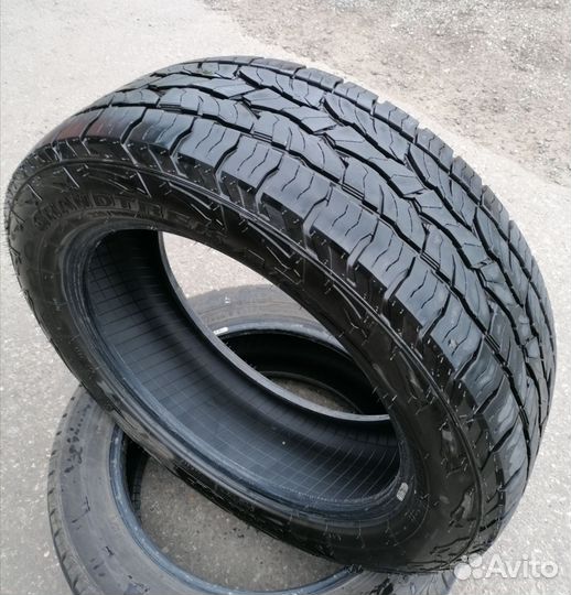 Dunlop Grandtrek AT5 225/55 R18 98H