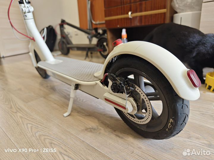 Электросамокат Xiaomi mijia m365 белый оригинал