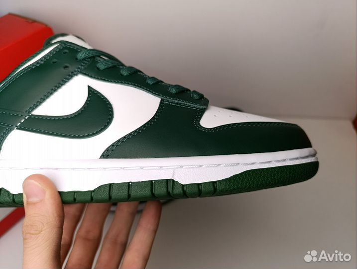 Nike Dunk low green