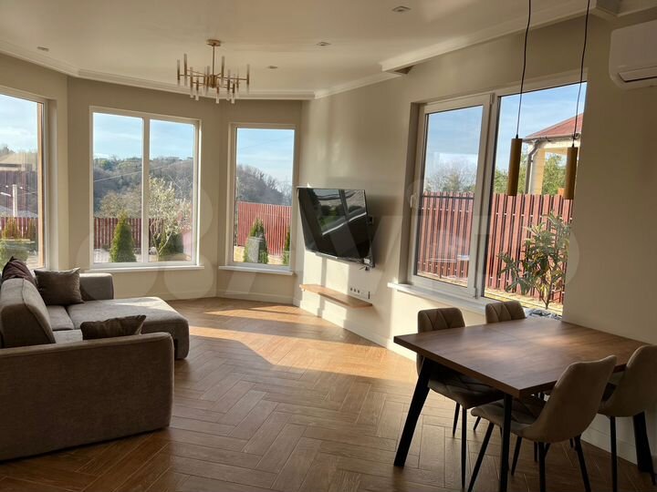 Дом 150 м² на участке 5 сот.