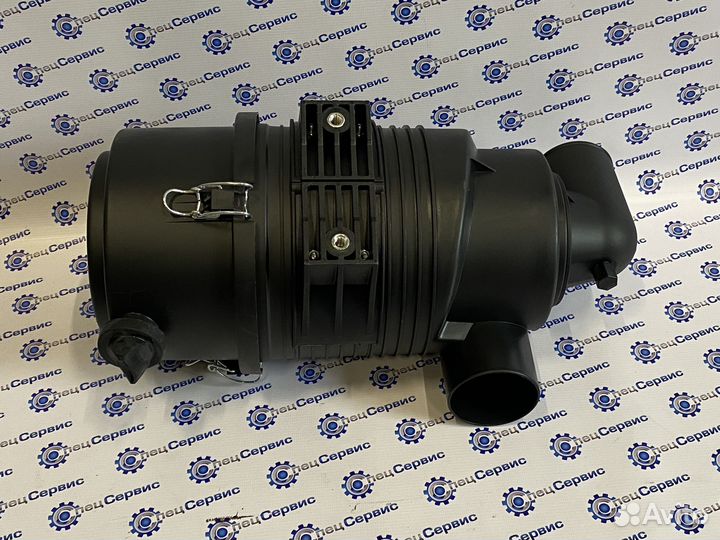 Корпус воздушного фильтра Komatsu 3EB0244710