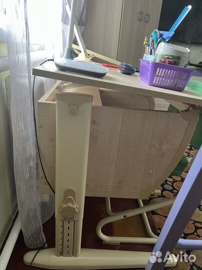 Комплект: кровать, стул, стол, комод, шкаф угловой