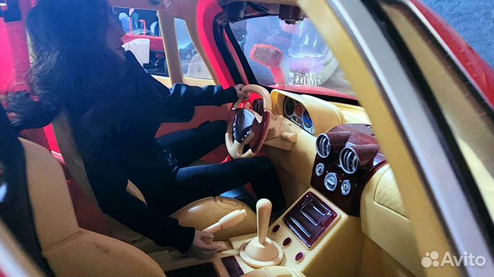 Огромная радиоуправляемая Ferrari 1/6 для барби