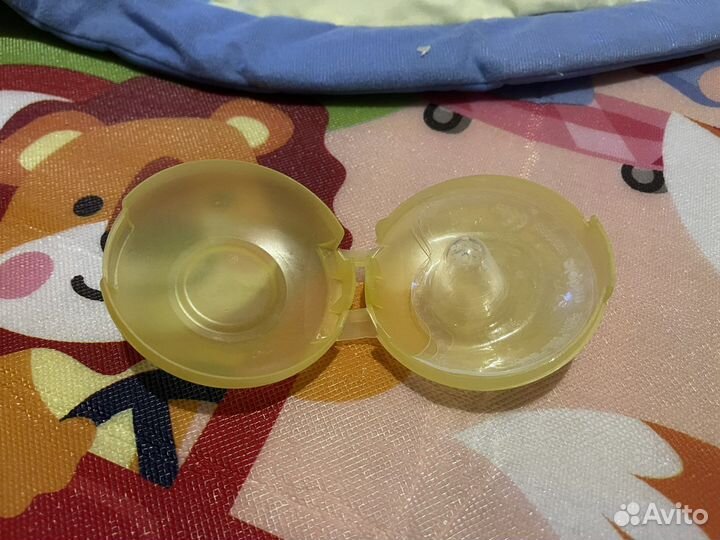 Накладки на грудь medela