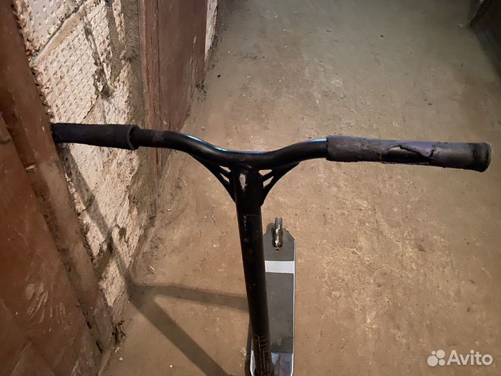 Трюковой самокат