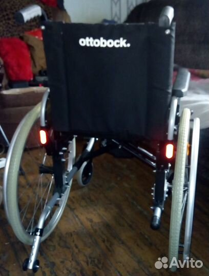 Инвалидная коляска
