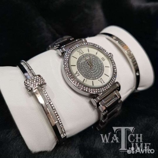 Подарочный набор женских часов