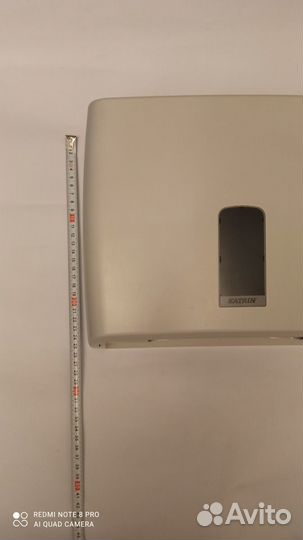 Диспенсер держатель бумажных полотенец