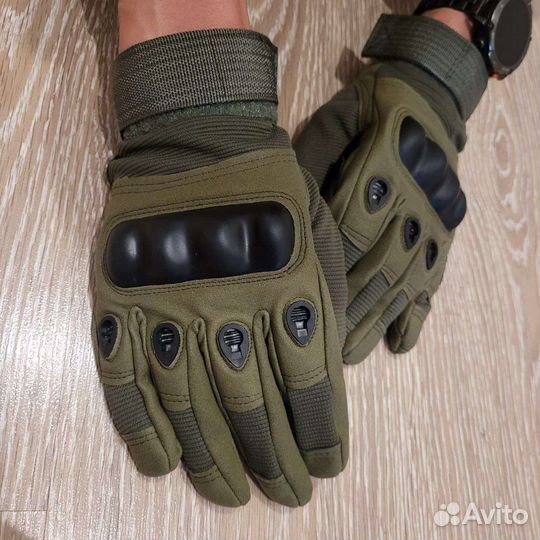 Перчатки тактические