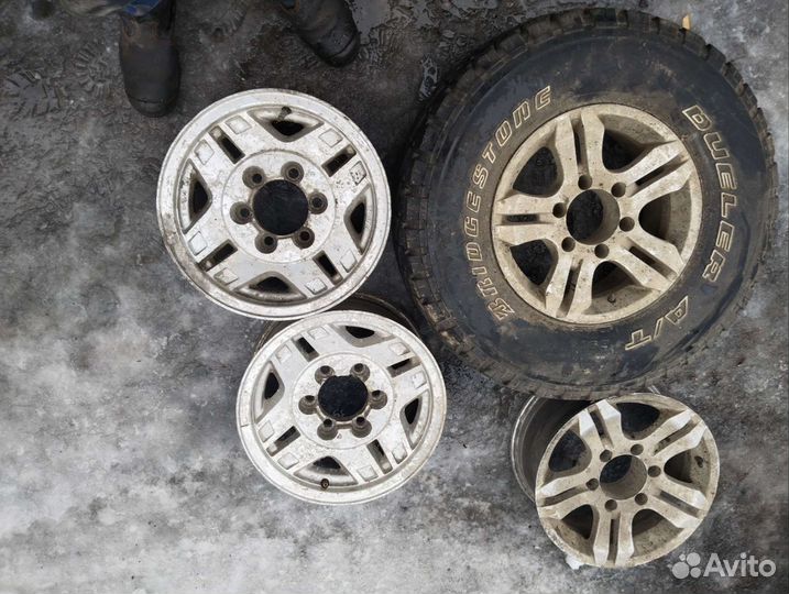 Продам литые диски