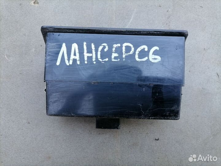 Часы для Mitsubishi Lancer (C6) 1988-1992