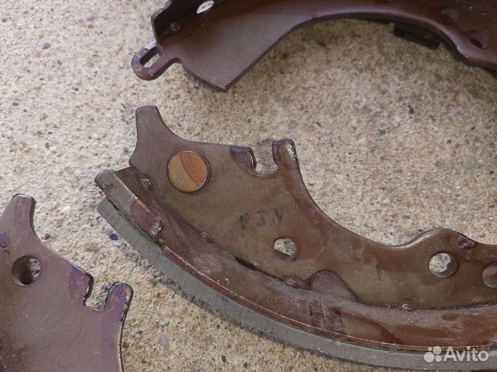 Тормозные колодки toyota estima