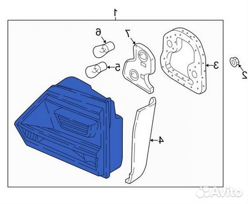 В наличии Фонарь задний внутренний правый