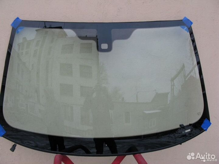 Лобовое стекло Киа Спортейдж 2 / 3 / 4